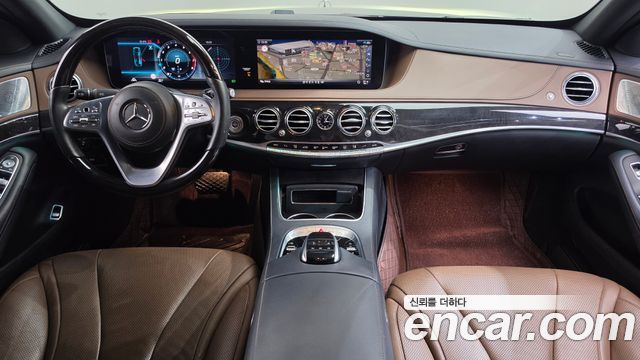 Mercedes-Benz S-Class 2020 — photo 10