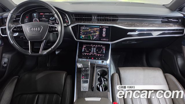 Audi A7 2020 — photo 10