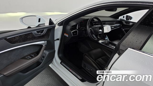 Audi A7 2020 — photo 13