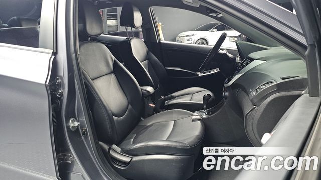 Hyundai Accent 2016 — photo 16
