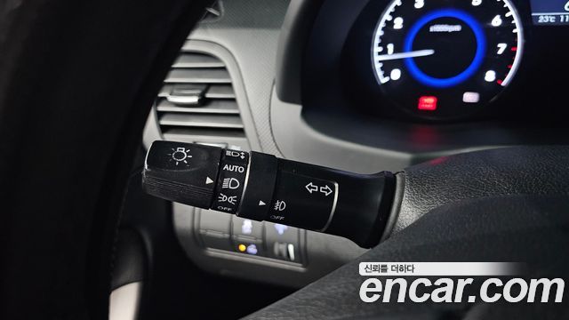 Hyundai Accent 2016 — photo 28