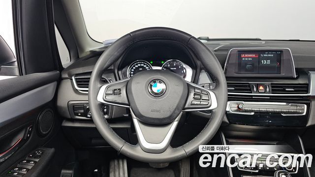 BMW 2-Series 2019 — photo 18