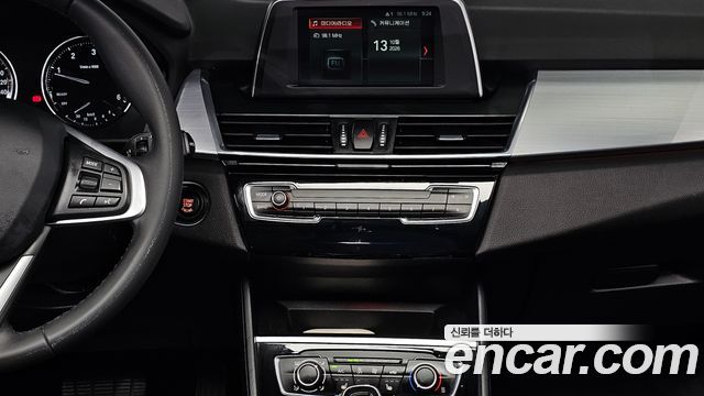 BMW 2-Series 2019 — photo 19