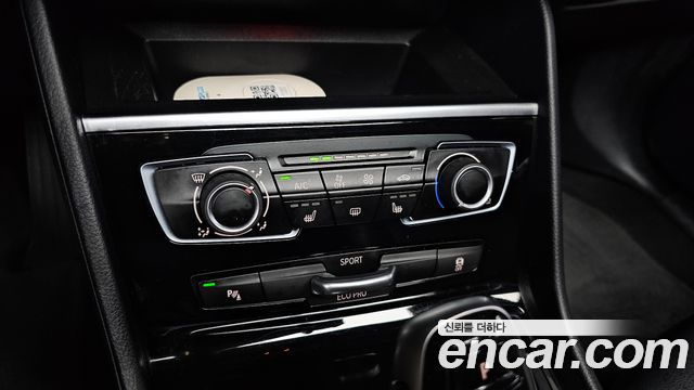 BMW 2-Series 2019 — photo 23