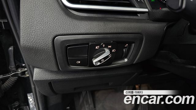 BMW 2-Series 2019 — photo 24