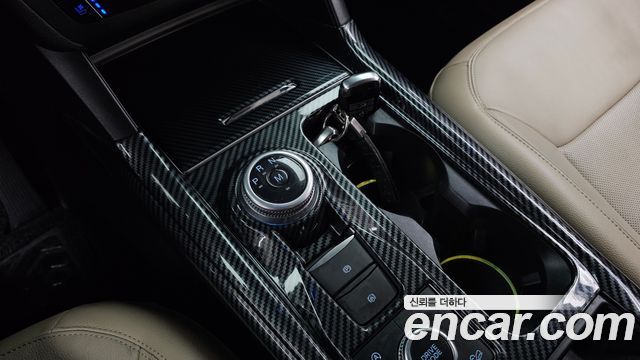 Ford Explorer 2020 — photo 12