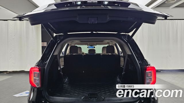 Ford Explorer 2020 — photo 25