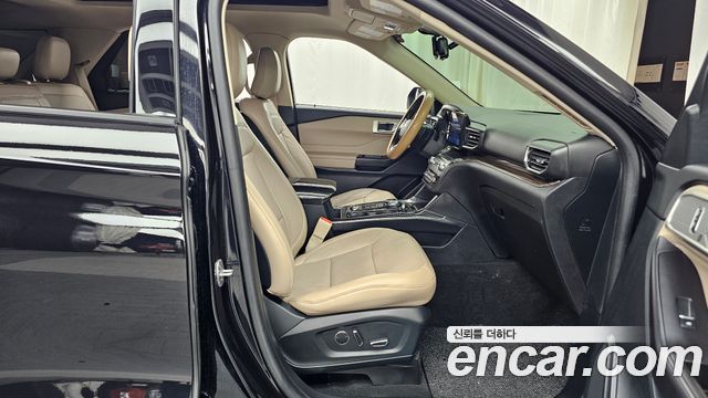 Ford Explorer 2020 — photo 16