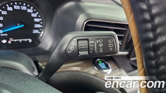 Ford Explorer 2020 — photo 29