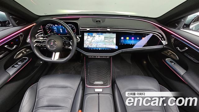 Mercedes-Benz E-Class 2024 — photo 7