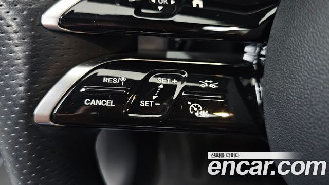 Mercedes-Benz E-Class 2024 — photo 13