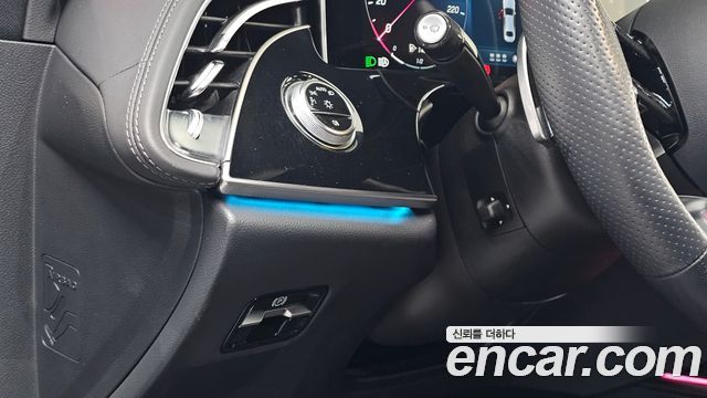 Mercedes-Benz E-Class 2024 — photo 16