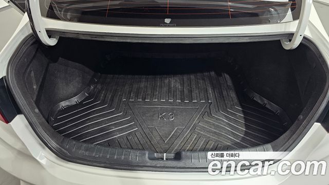 Kia K3 2022 — photo 20