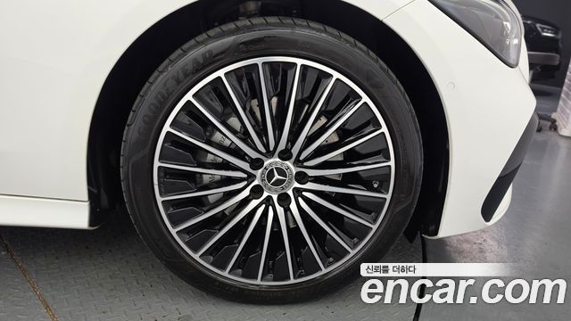 Mercedes-Benz CLE-Class 2025 — photo 5