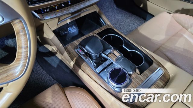 Kia K9 2022 — photo 12