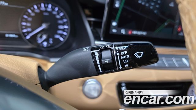 Kia K9 2022 — photo 26
