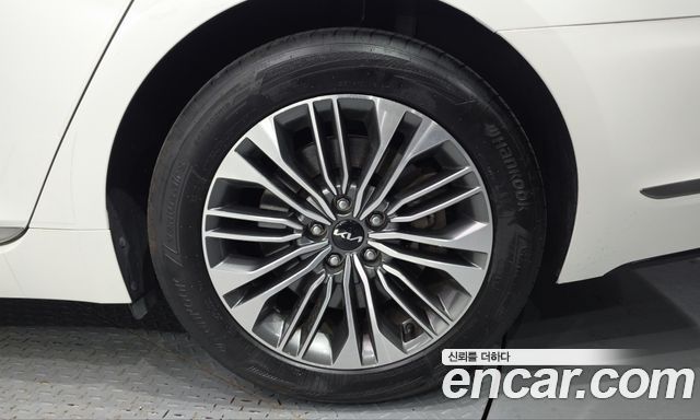 Kia K9 2022 — photo 7