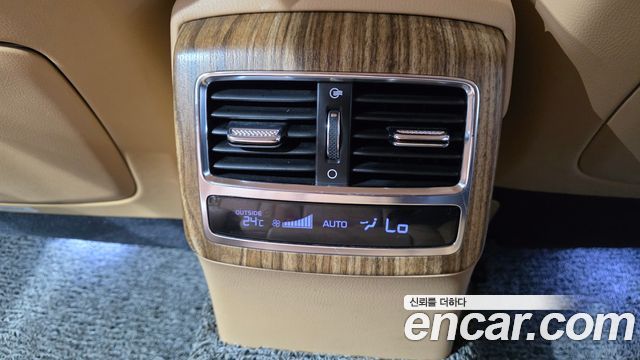 Kia K9 2022 — photo 33