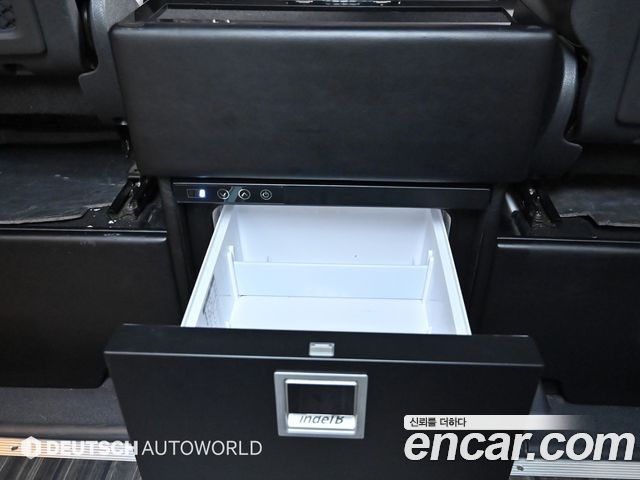 Mercedes-Benz Sprinter 2019 — photo 18