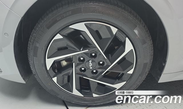Kia K5 2024 — photo 5