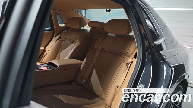 Genesis G90 2022 — photo 19