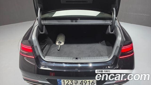 Genesis G90 2022 — photo 24