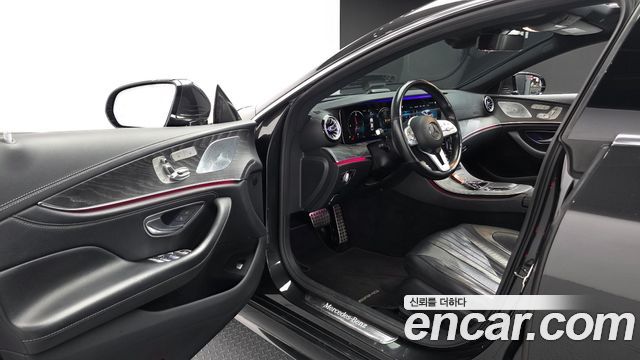 Mercedes-Benz CLS-Class 2021 — photo 10