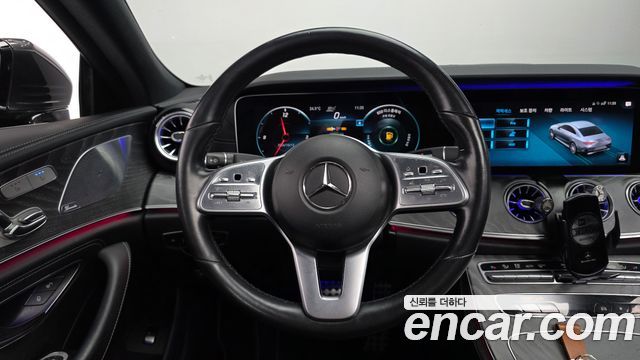 Mercedes-Benz CLS-Class 2021 — photo 13