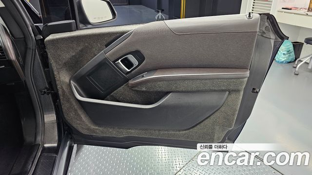 BMW i3 2018 — photo 32