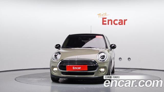 Mini Cooper 2019 — photo 3