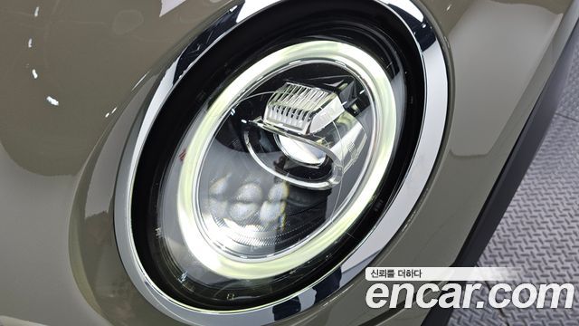 Mini Cooper 2019 — photo 8