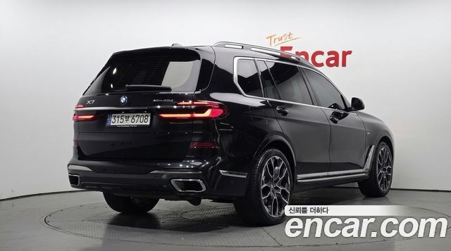 BMW X7 2024 — photo 2