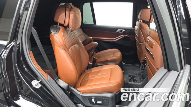 BMW X7 2024 — photo 17