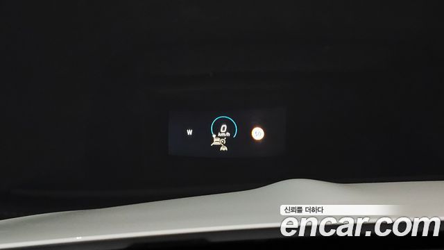 Mercedes-Benz E-Class 2022 — photo 18