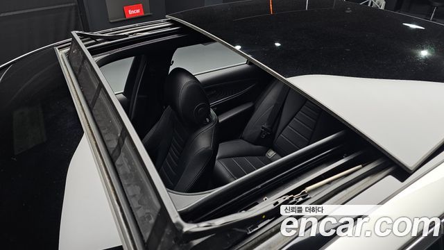 Mercedes-Benz E-Class 2022 — photo 19