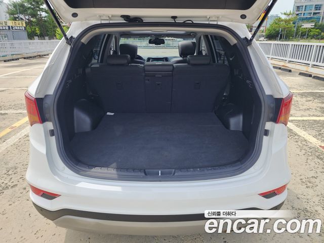 Hyundai Santafe 2016 — photo 11