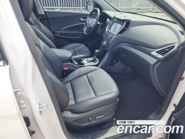 Hyundai Santafe 2016 — photo 12