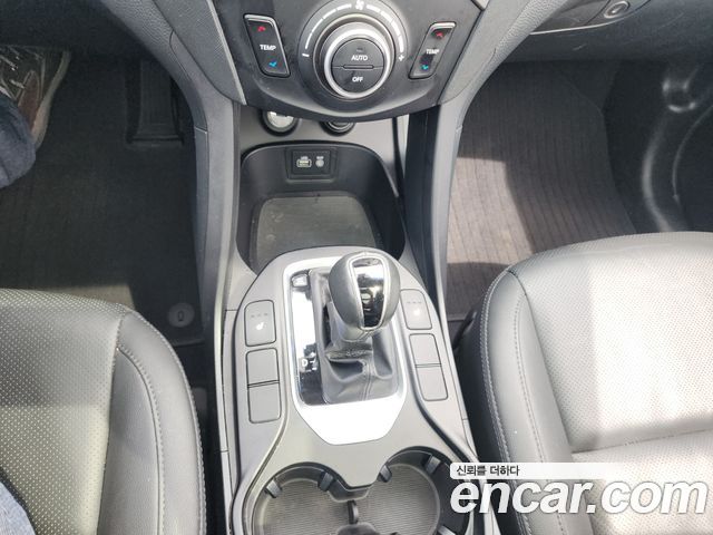 Hyundai Santafe 2016 — photo 16