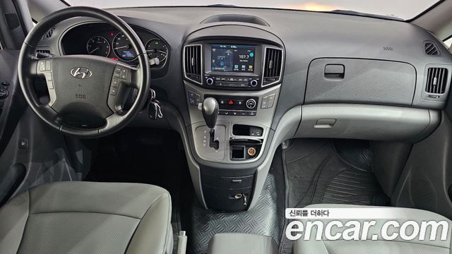 Hyundai Starex 2019 — photo 7