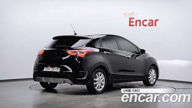 Hyundai i30 2012 — photo 2
