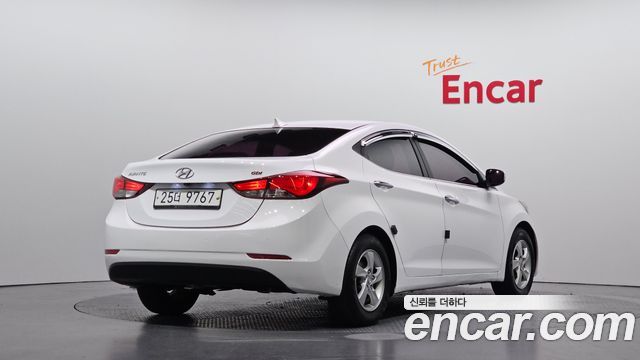 Hyundai AVANTE 2015 — photo 2