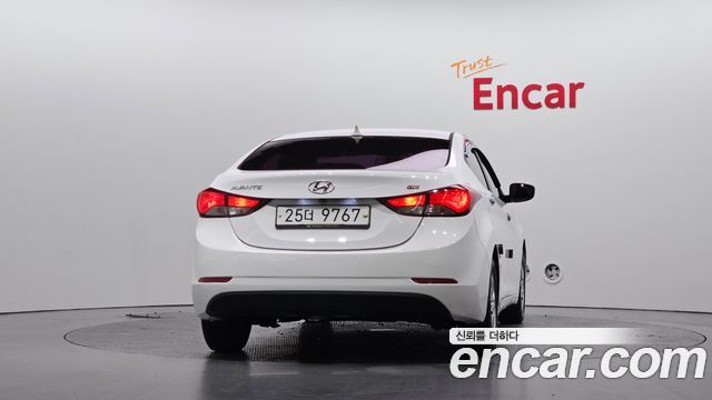 Hyundai AVANTE 2015 — photo 4