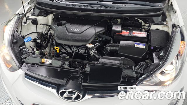 Hyundai AVANTE 2015 — photo 6