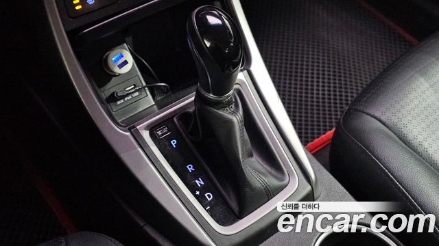 Hyundai AVANTE 2015 — photo 9
