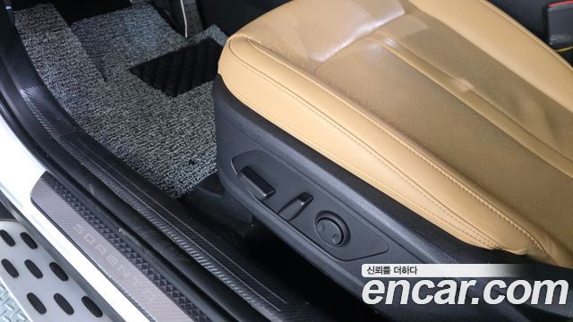 Kia Sorento 2022 — photo 27