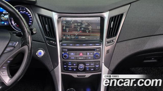 Hyundai Sonata 2014 — photo 21