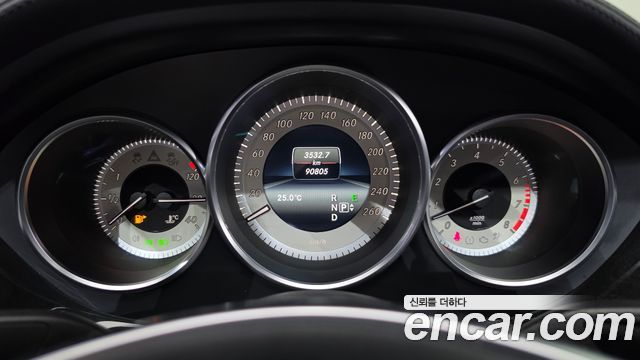 Mercedes-Benz CLS-Class 2015 — photo 8
