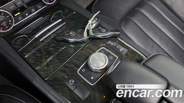 Mercedes-Benz CLS-Class 2015 — photo 17