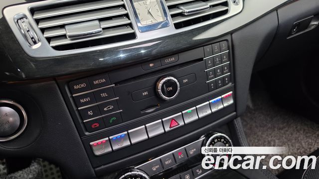 Mercedes-Benz CLS-Class 2015 — photo 18