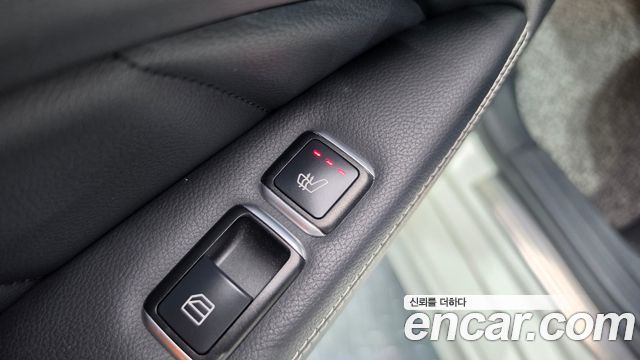 Mercedes-Benz CLS-Class 2015 — photo 19